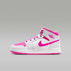 Air Jordan 1 Mid Older Kids Shoes. Nike CA